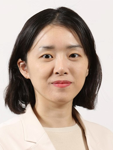 Eun Young Kim