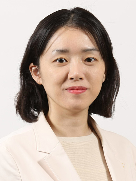 Eun Young Kim