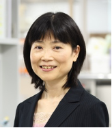 金子　奈穂子